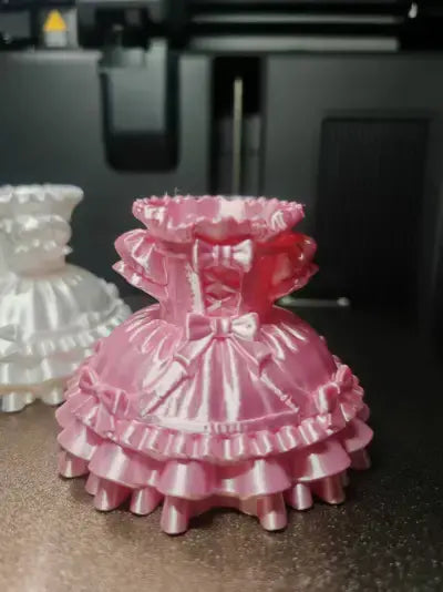 3D Printed Skirt-shaped Pen Holder