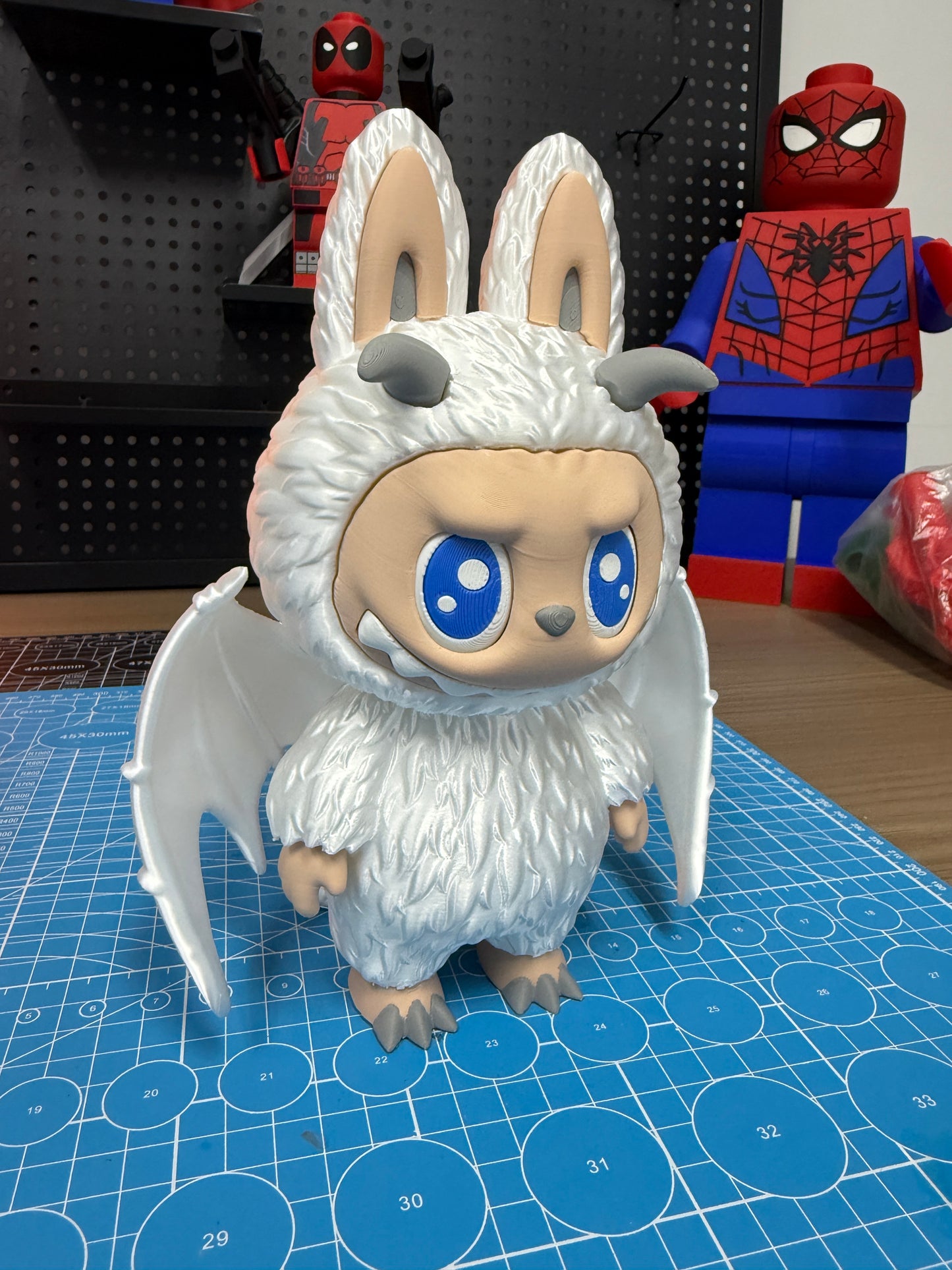 LABUBUS silk texture