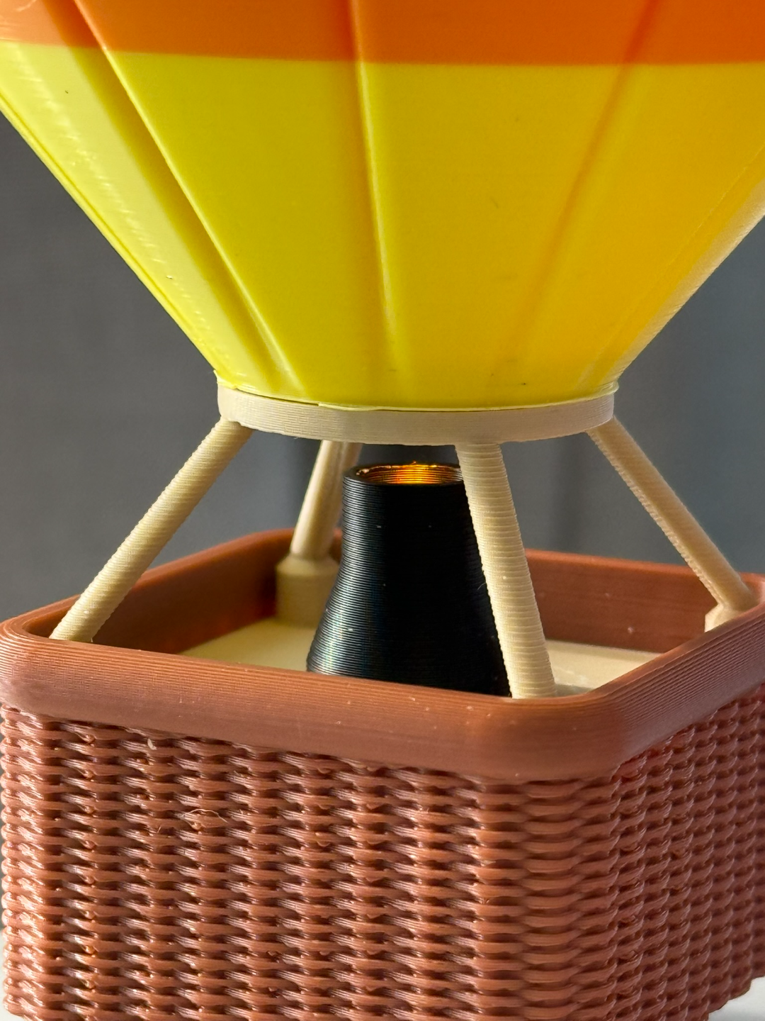 Magnetic Levitating Hot Air Balloon Lamp
