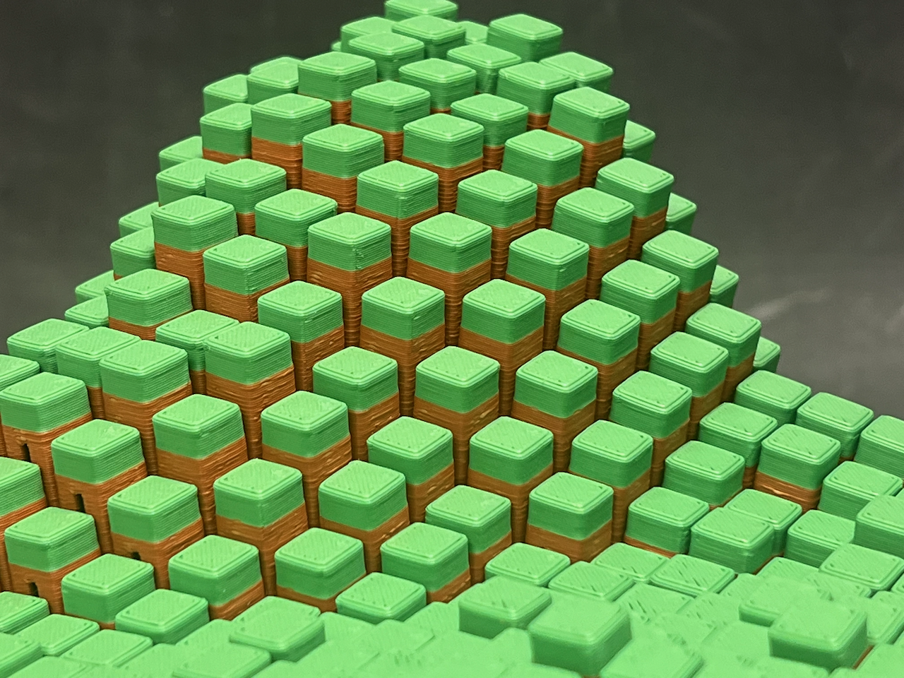 3D Printed Pixel‑style Stress‑relief Lawn Toy