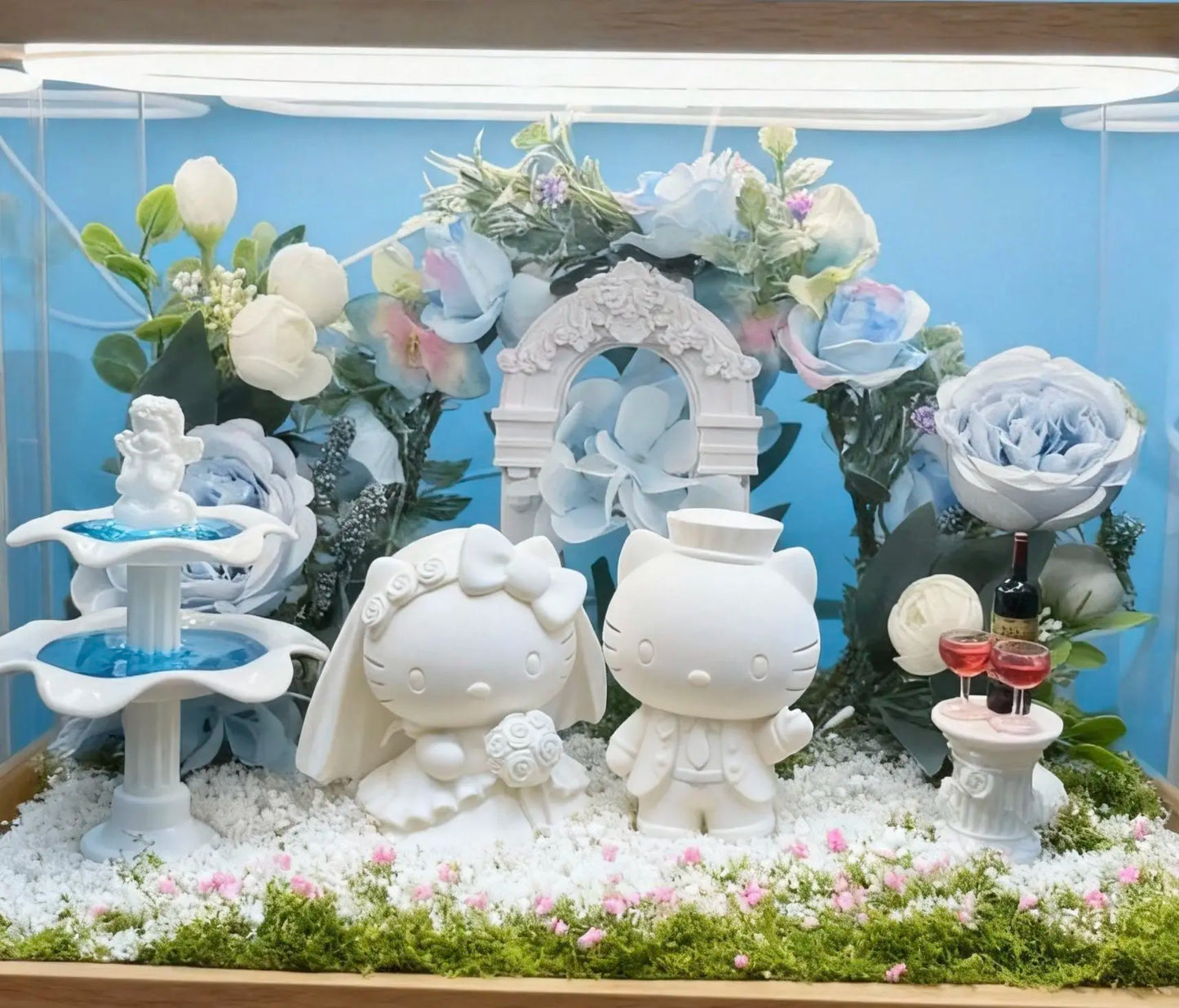 3D Printed Wedding ceremony, bride and groom in wedding dresses, Hello Kitty kitty