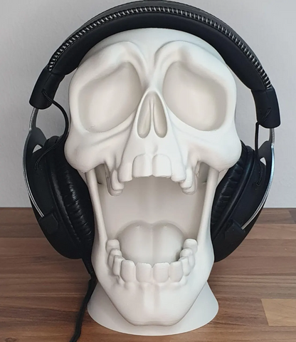 Skull Controller & Headset Stand